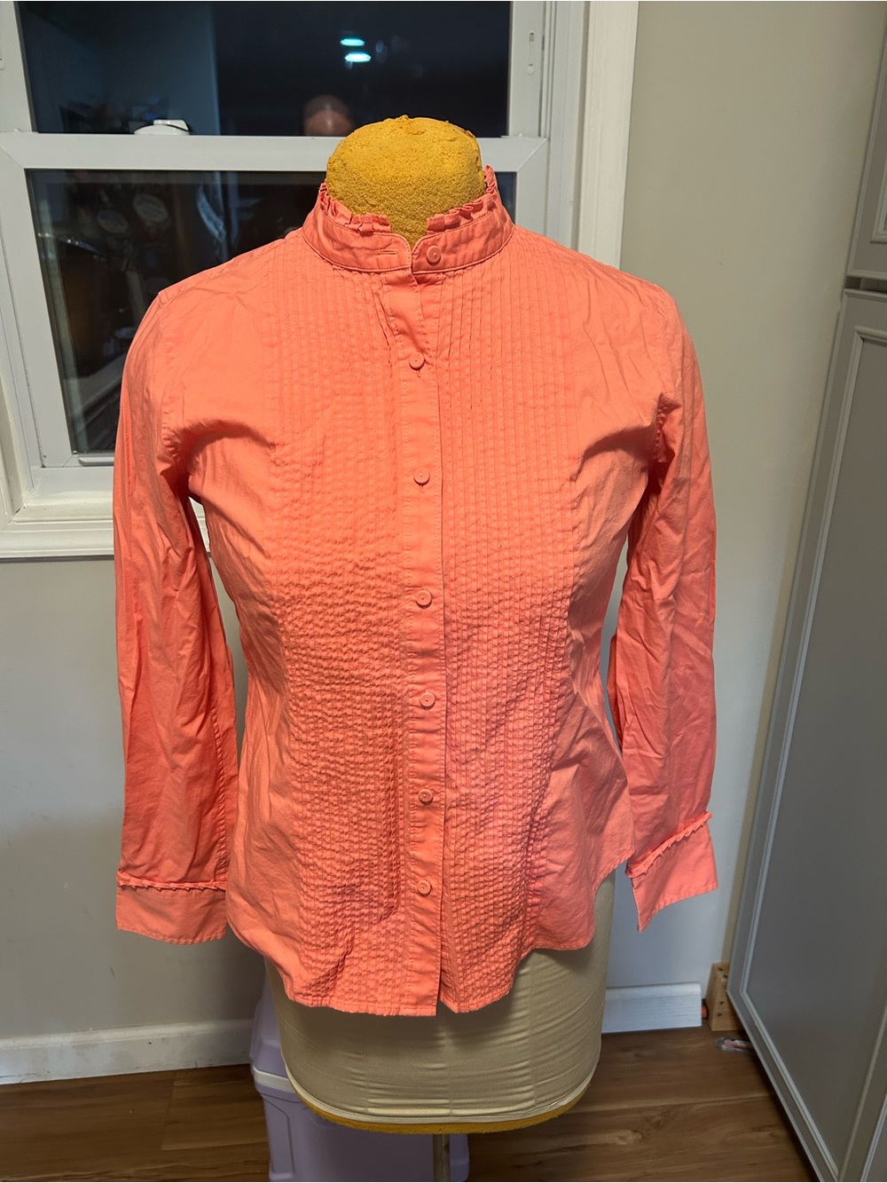Talbots Coral Button-Up Ruffle Collar Top Size 8